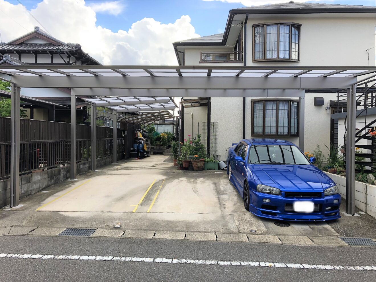 写真：リフォーム後のカーポート