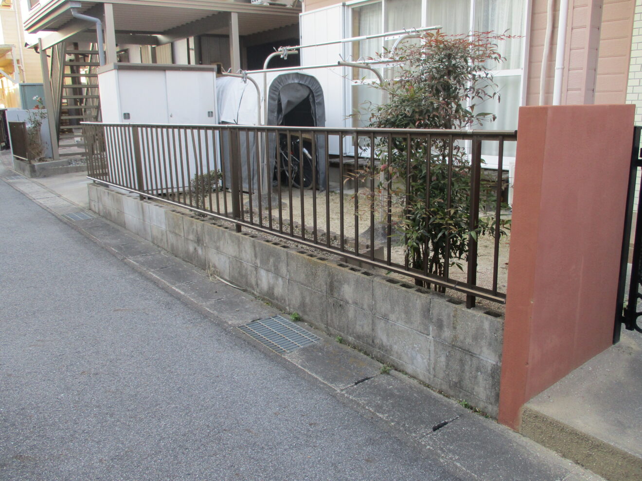 写真：駐車場にリフォームする前の庭01 - 福田造園の施行事例（愛知県岡崎市）