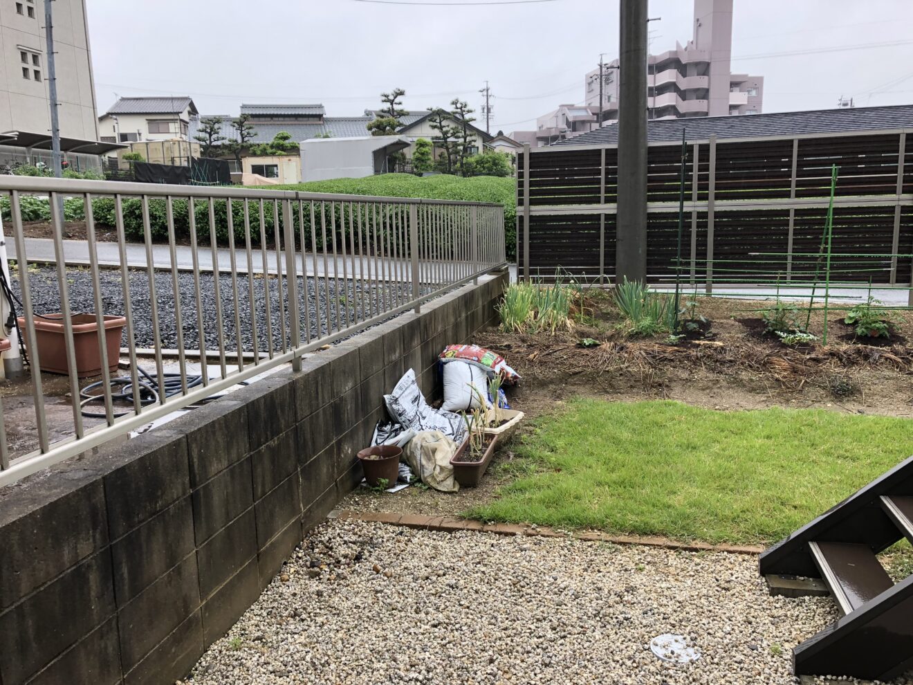 写真：フェンス施工前の庭02 - 福田造園の施行事例（愛知県豊田市）