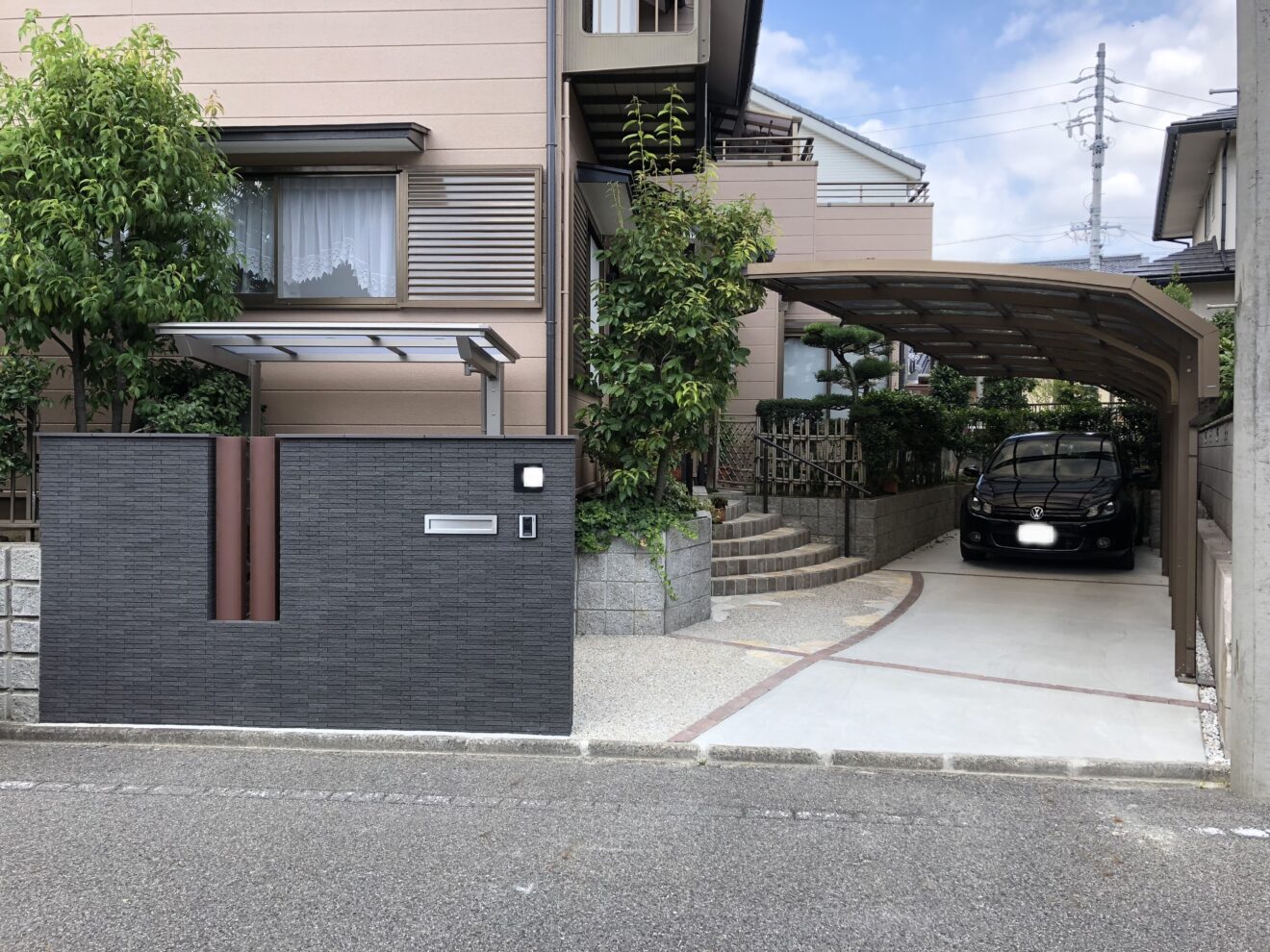 写真：リフォーム後の駐車場01