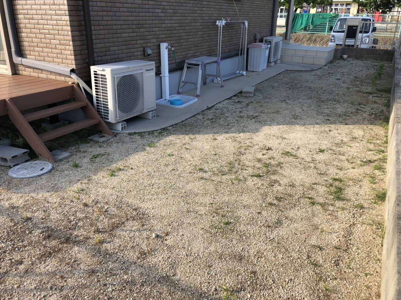 写真：リフォーム前の庭01