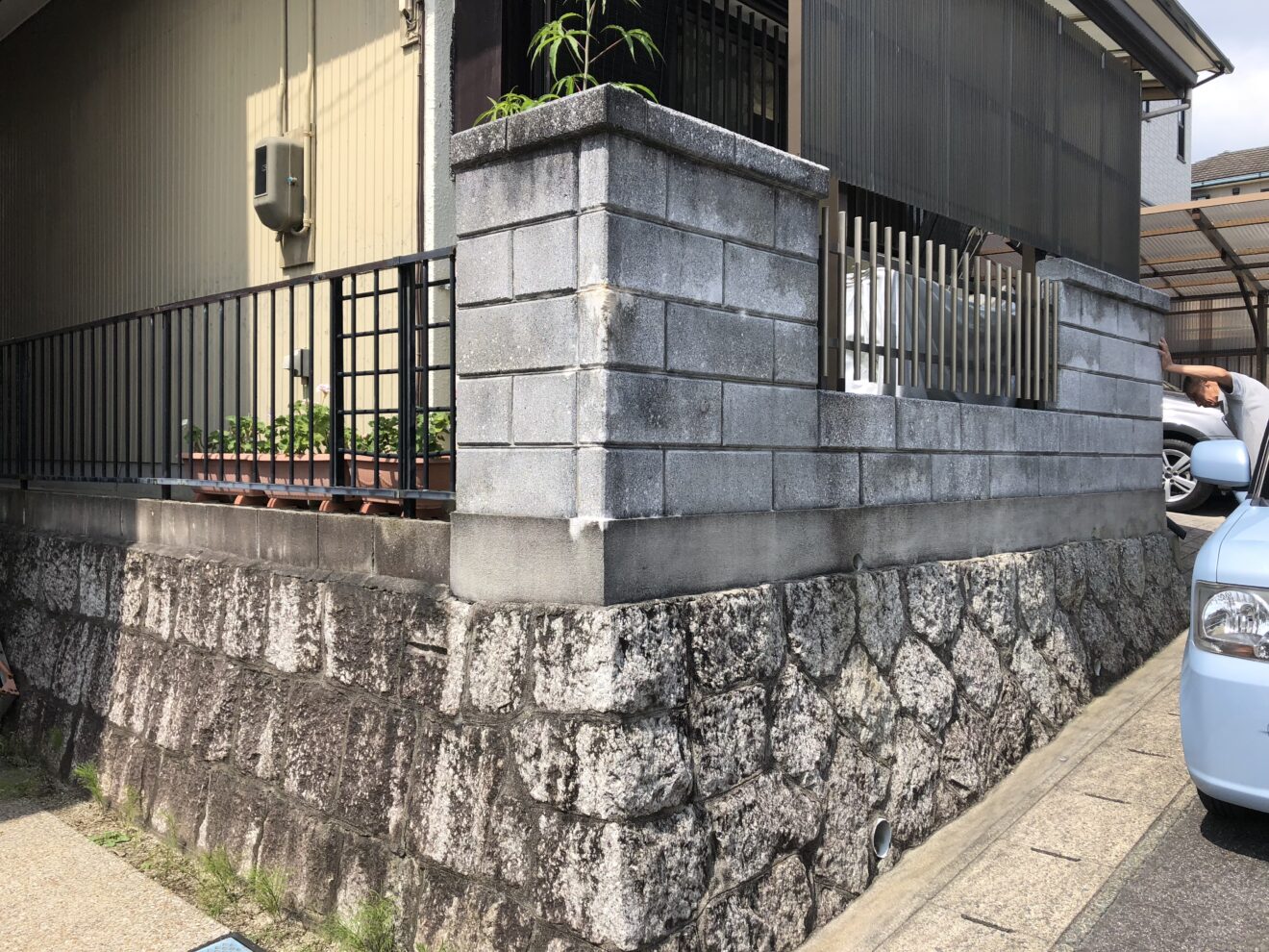 写真：リフォーム前のブロック塀 - 福田造園の施行事例（愛知県豊田市）