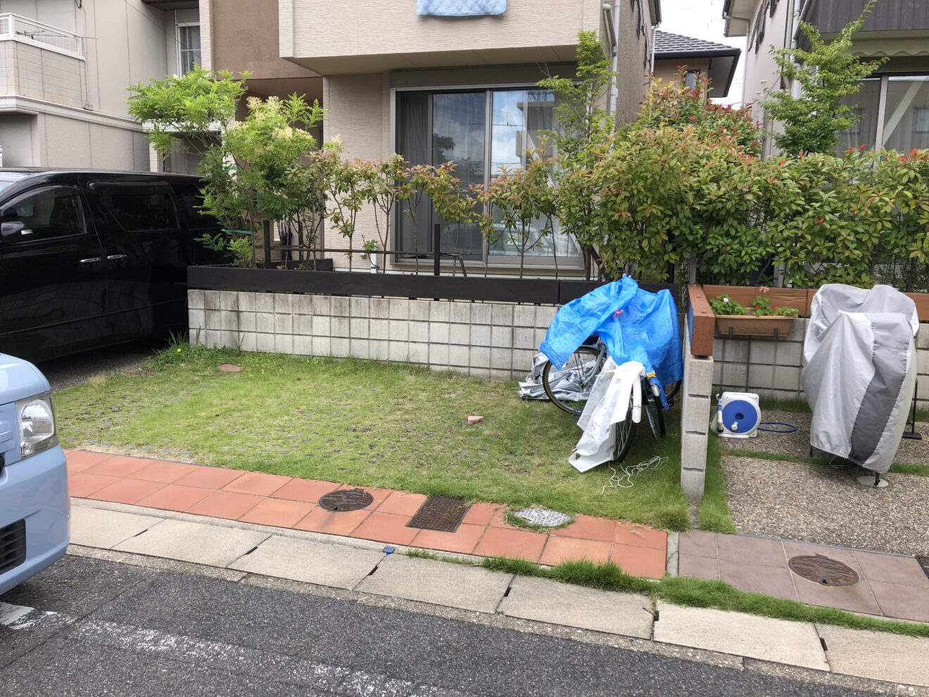 写真：リフォーム前の駐車場