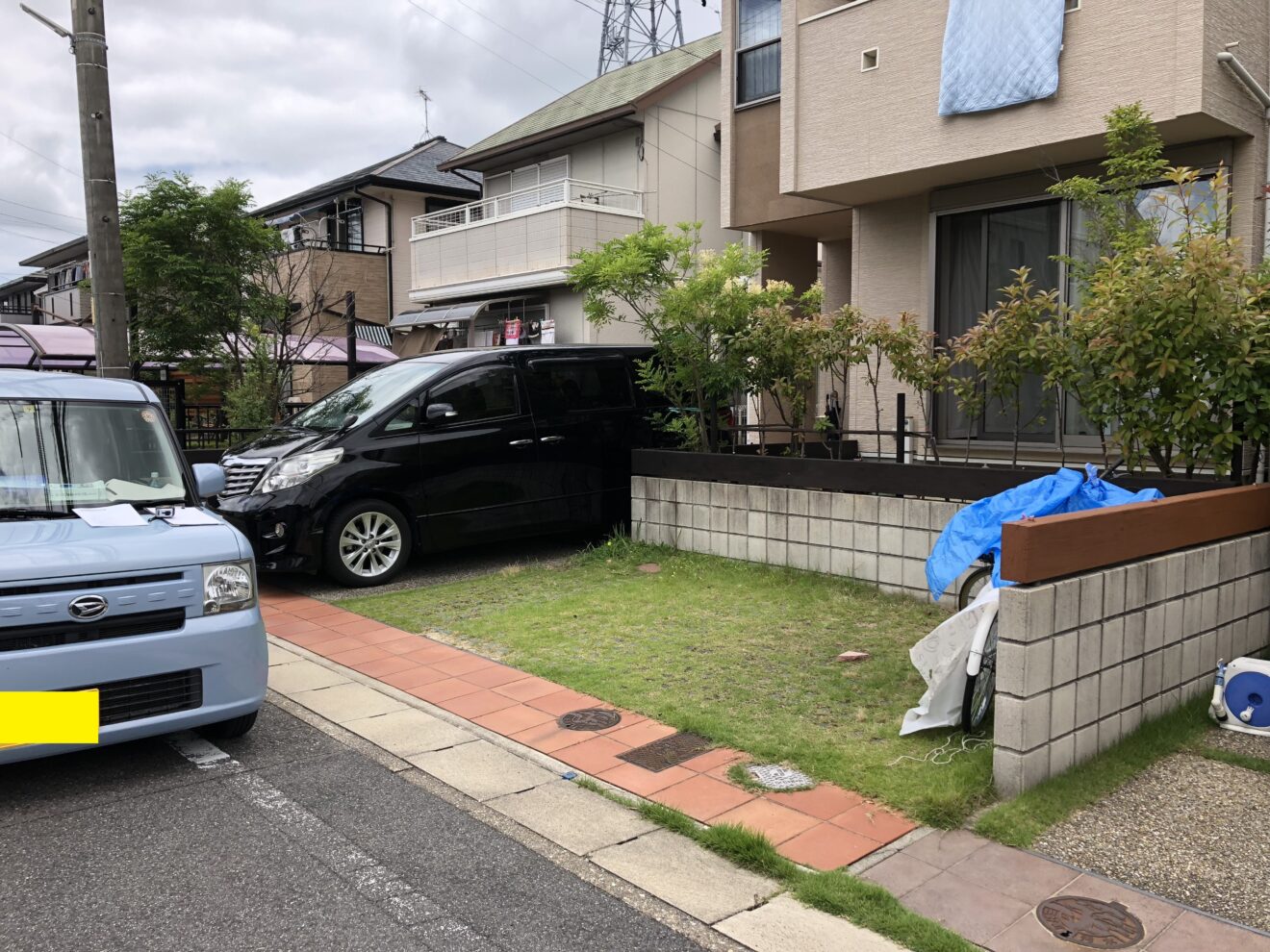写真：リフォーム前の駐車場