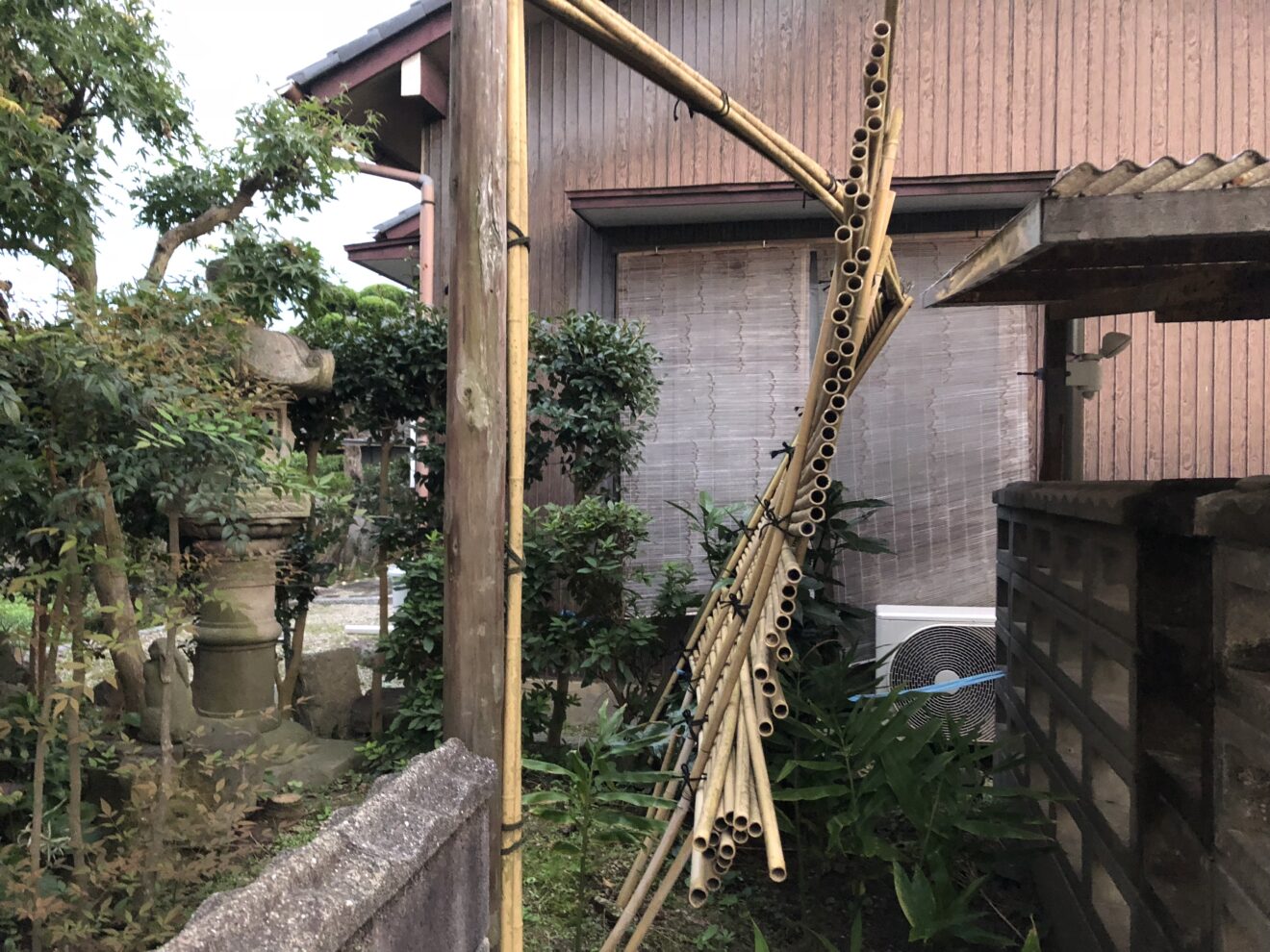 写真：リフォーム前の竹垣フェンス02 - 福田造園の施行事例（愛知県岡崎市）