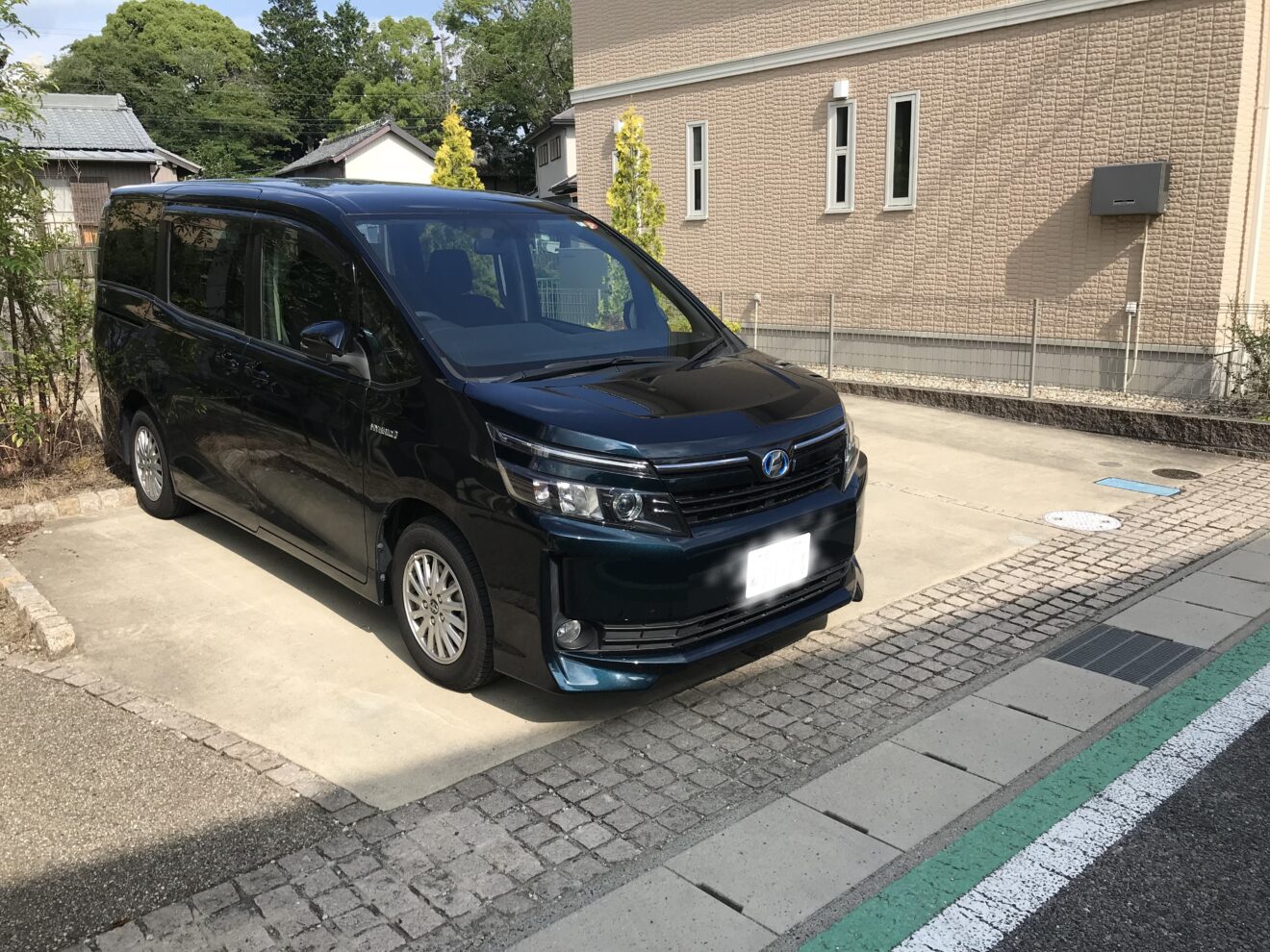 写真：カーポート施工前の駐車場02