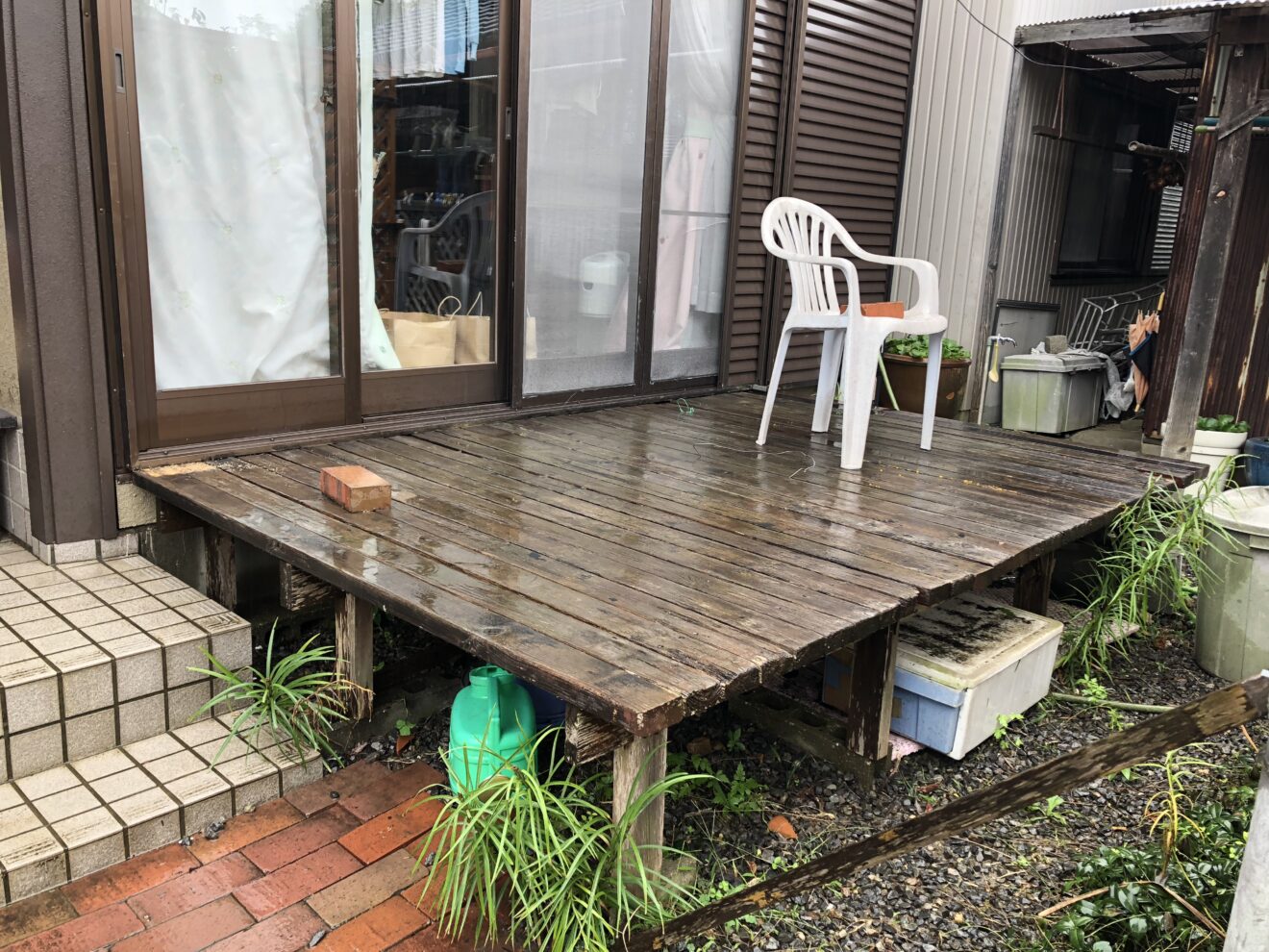 写真：リフォーム前のウッドデッキ02 - 福田造園の施行事例（愛知県岡崎市）