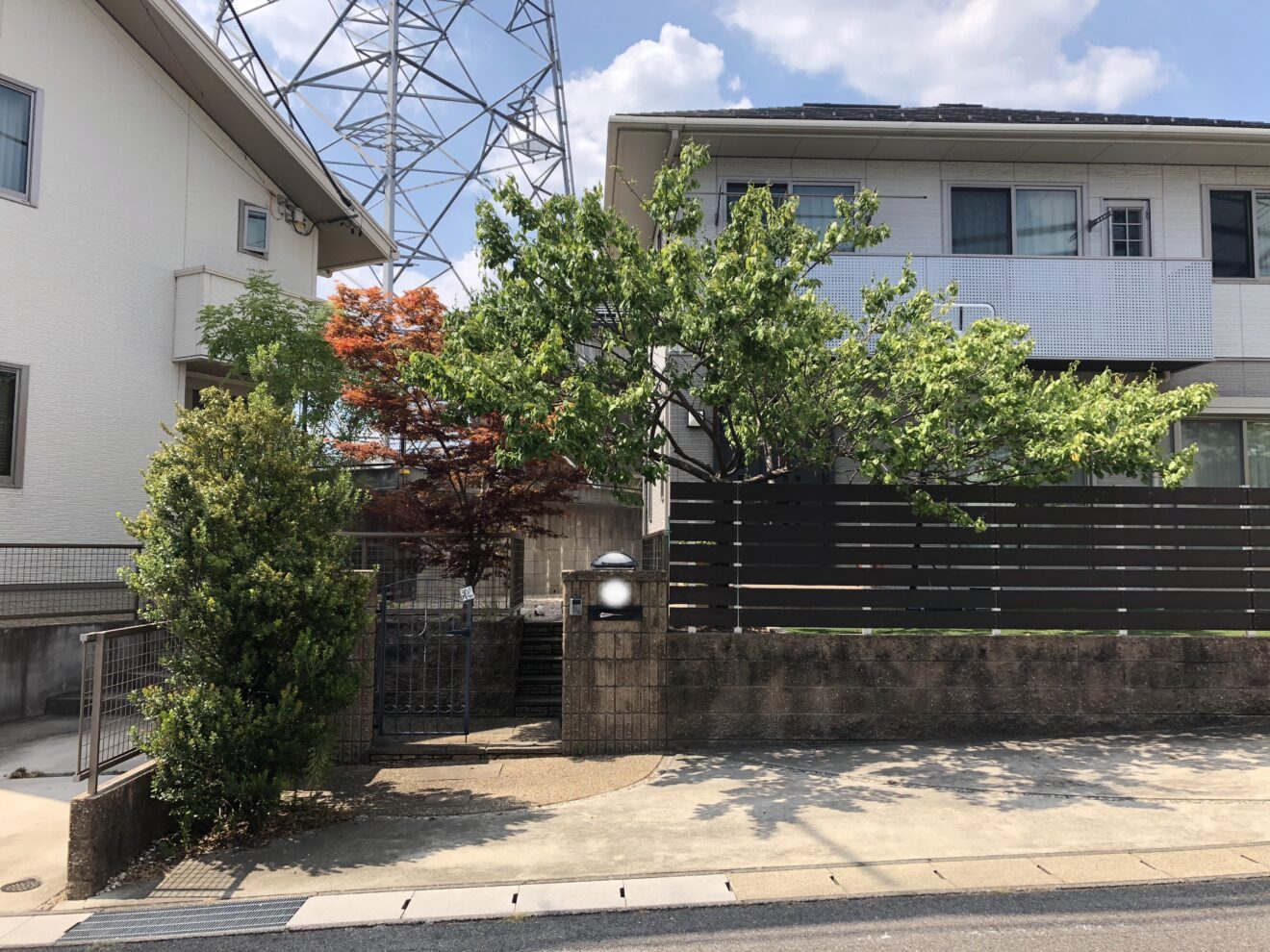 写真：拡張前の駐車場 - 福田造園の施行事例（愛知県みよし市）