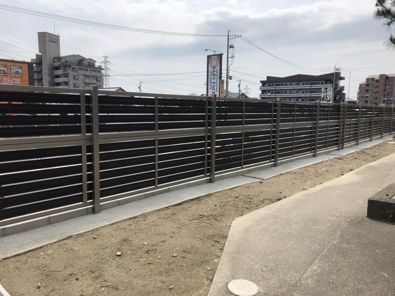 写真：リフォーム後のフェンス02 - 福田造園の施行事例（愛知県豊田市）