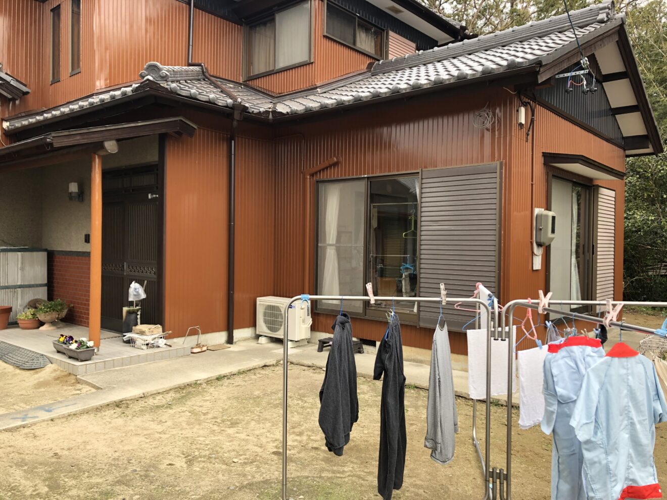 写真：ウッドデッキとテラス屋根施行前の庭02 - 福田造園の施行事例（愛知県岡崎市）