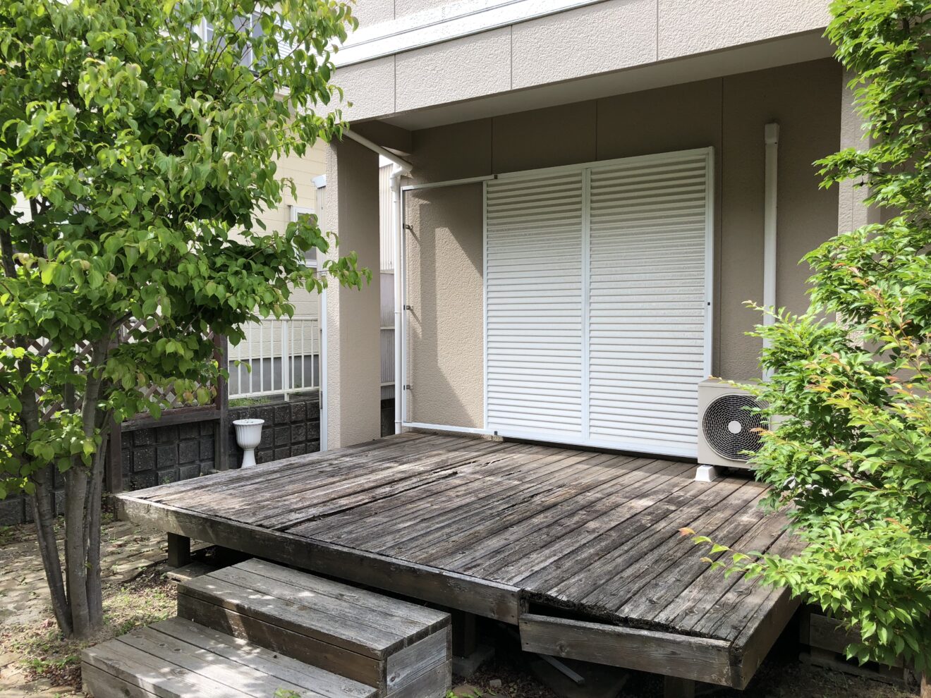 写真：古びたウッドデッキ01 - 福田造園の施行事例（愛知県岡崎市）