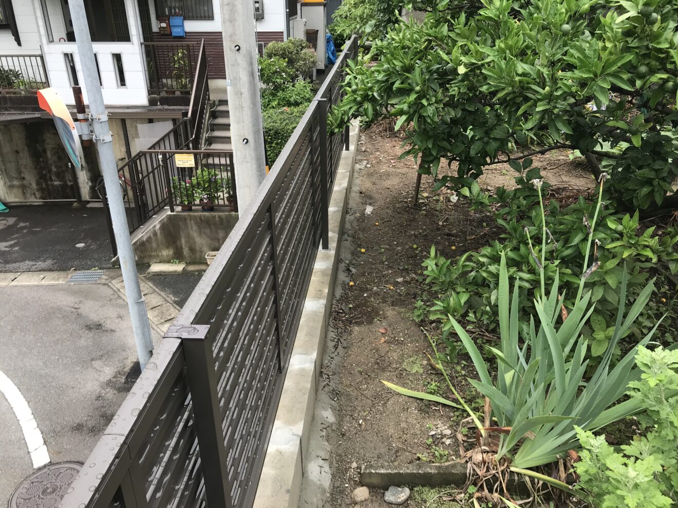 写真：リフォーム後のフェンス02