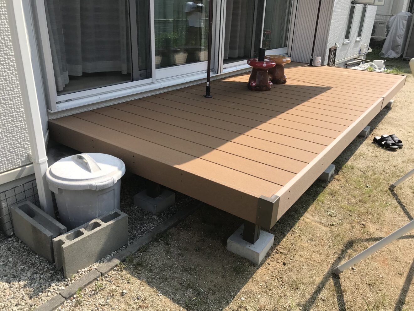 写真：リフォーム後のウッドデッキ02