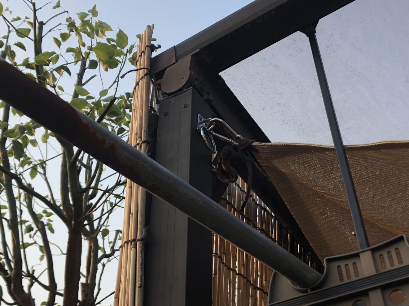 写真：日除けシェード施行後 - 福田造園の施行事例（愛知県豊田市）