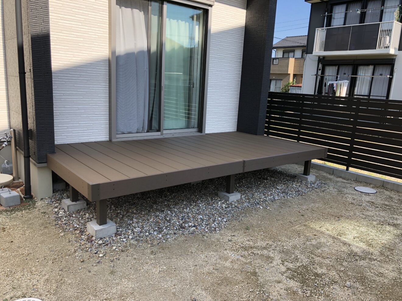写真：ウッドデッキ設置後