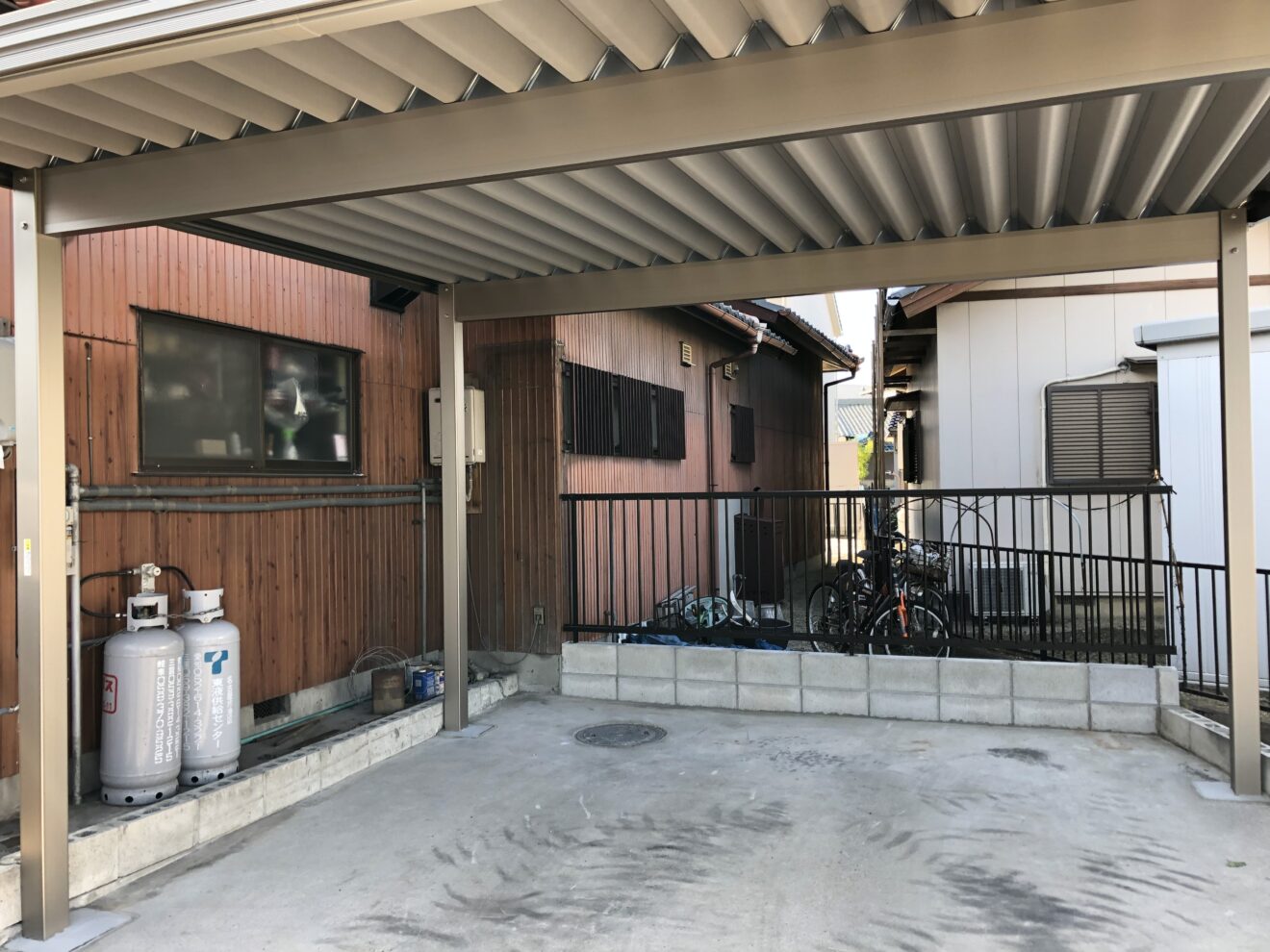 写真：リフォーム後のカーポート02 - 福田造園の施行事例（愛知県知立市）