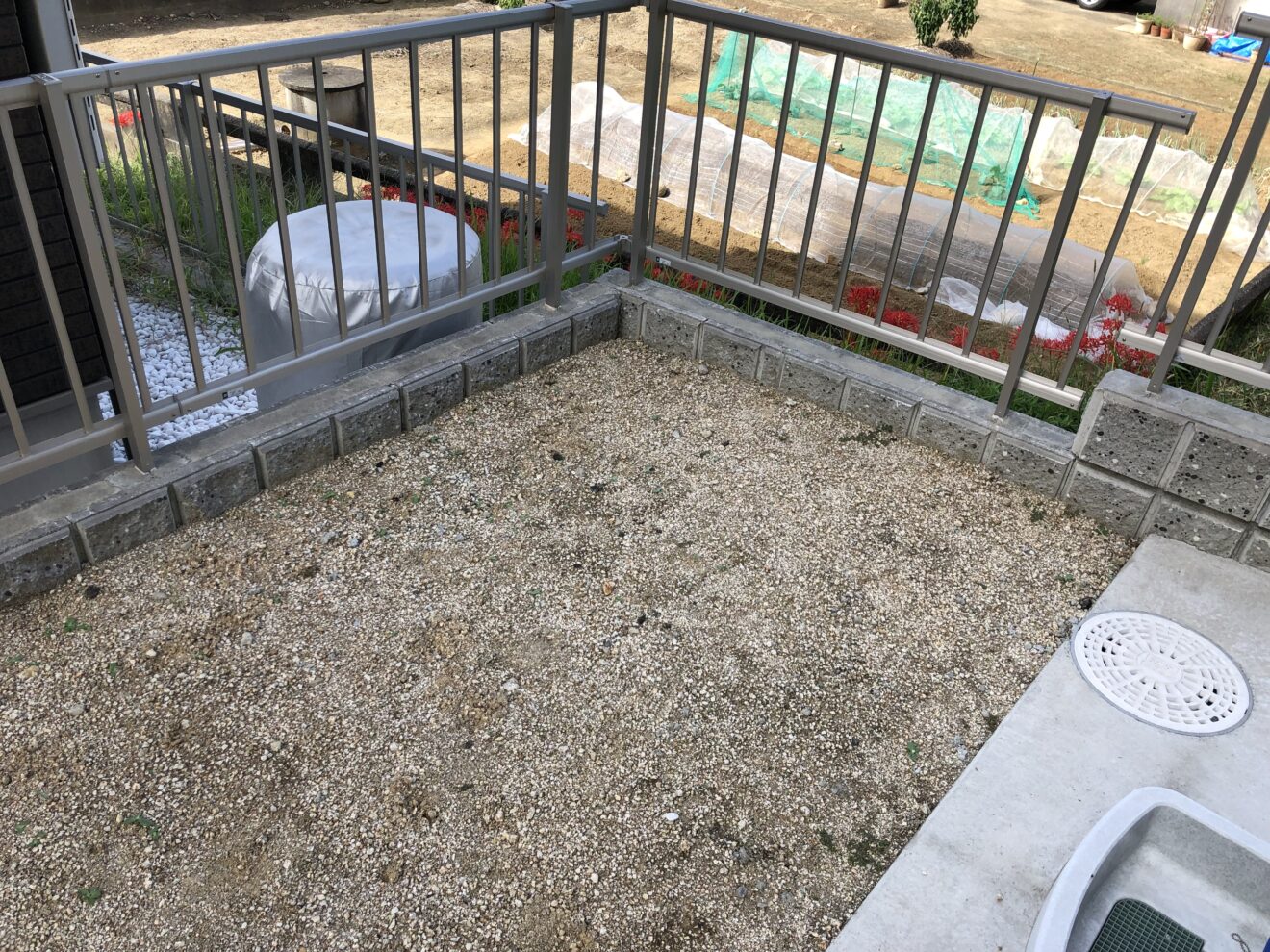 写真：物置設置前の庭01 - 福田造園の施行事例（愛知県岡崎市）