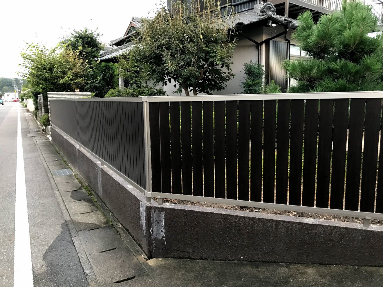 写真：リフォーム後のフェンス
