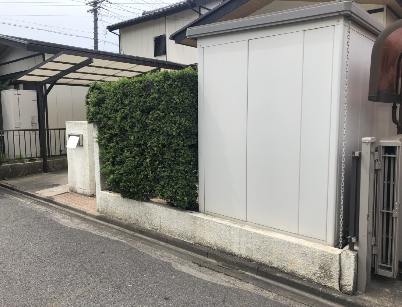 写真：駐車場拡張前の門塀周り012 - 福田造園の施行事例（愛知県岡崎市）