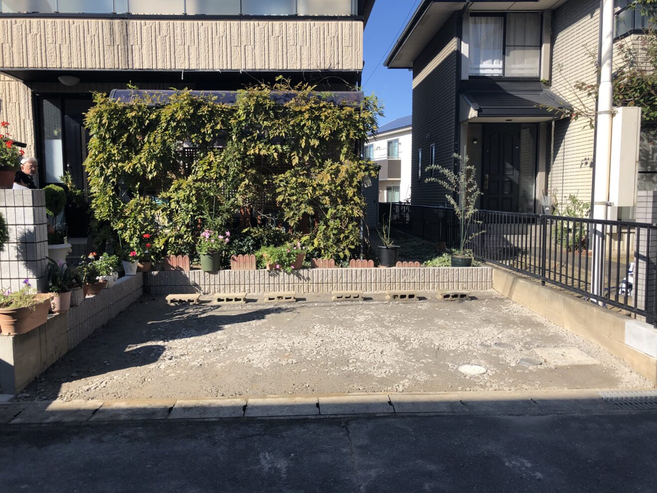 写真：工事後の駐車場02