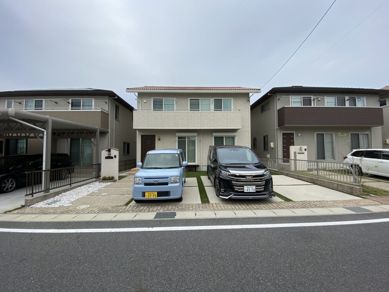写真：カーポート施行前の駐車場 - 福田造園の施工事例（愛知県豊田市）