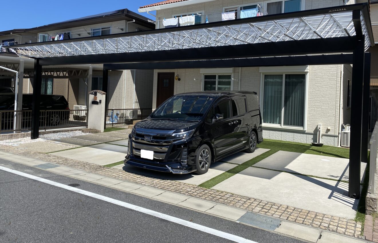 写真：カーポート施行後の駐車場02 - 福田造園の施工事例（愛知県豊田市）