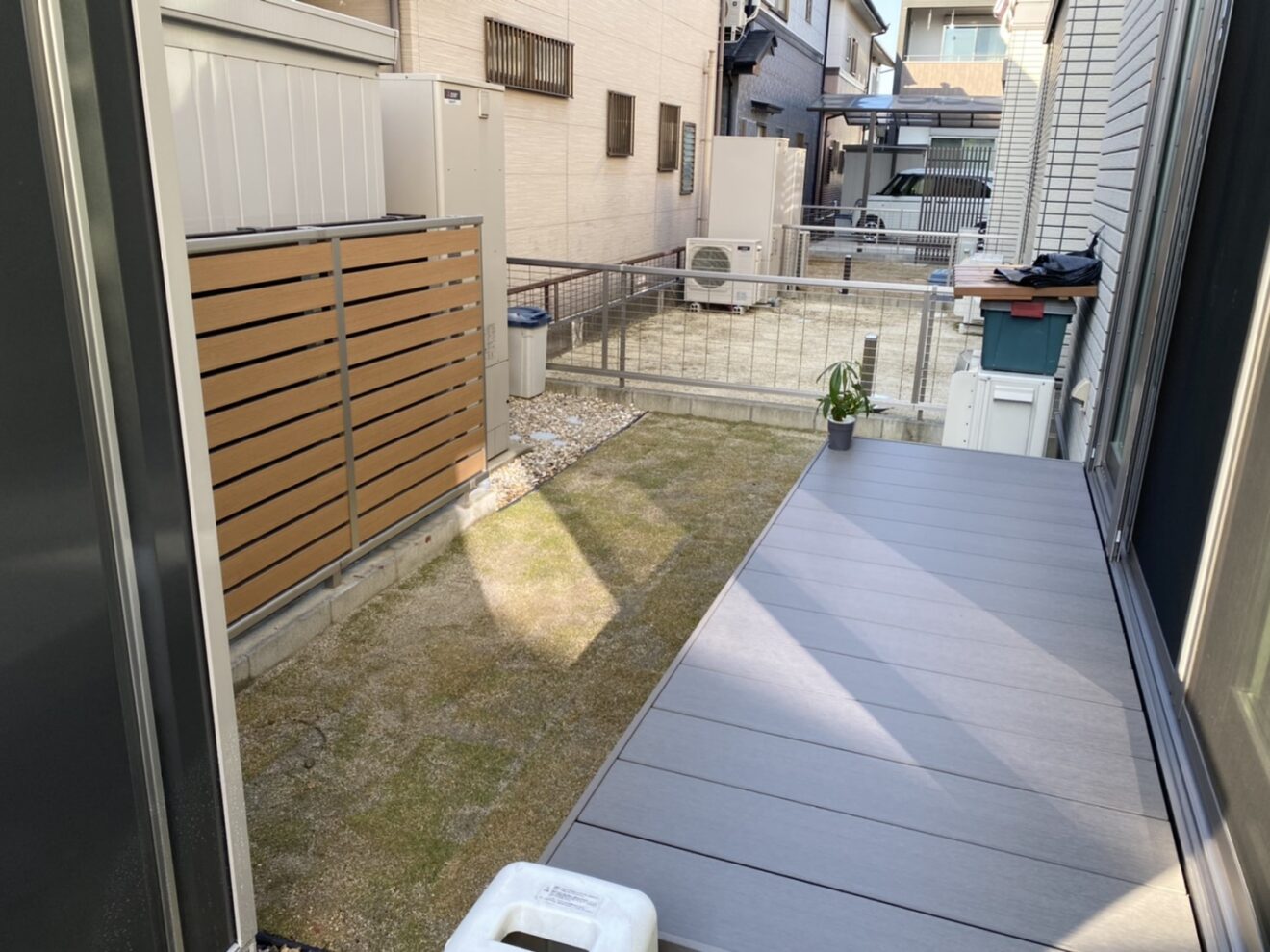 写真：ウッドデッキ施工後の庭 - 福田造園の施工事例（愛知県岡崎市）