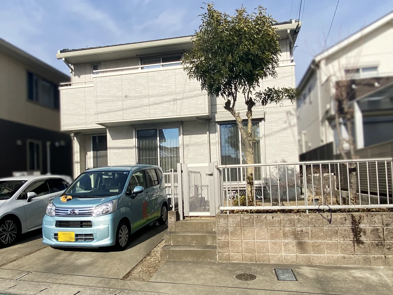 写真：カーポート施工前の駐車場 - 福田造園の施工事例（愛知県豊田市）