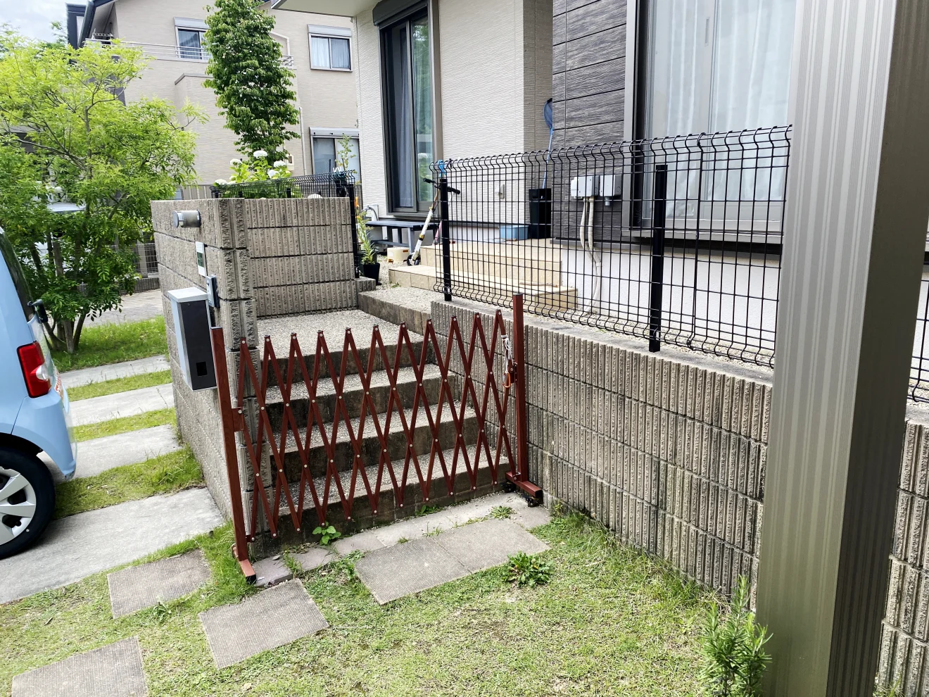 写真：リフォーム前の門周り - 福田造園の施工事例（愛知県岡崎市）