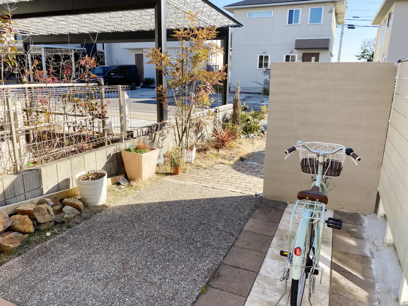 写真：リフォーム前の門周り01 - 福田造園の施工事例（愛知県みよし市）