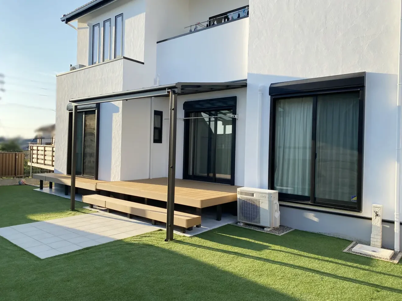 写真：リフォーム後のウッドデッキ - 福田造園の施工事例（愛知県日進市）