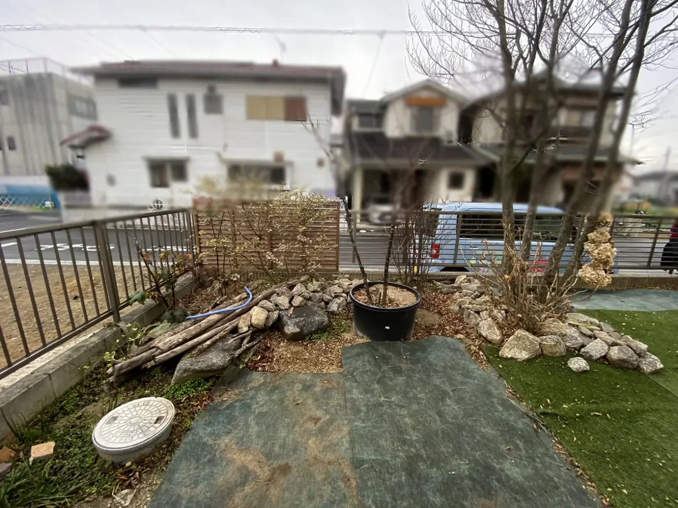 写真：リフォーム前のフェンス - 福田造園の施工事例（愛知県岡崎市）