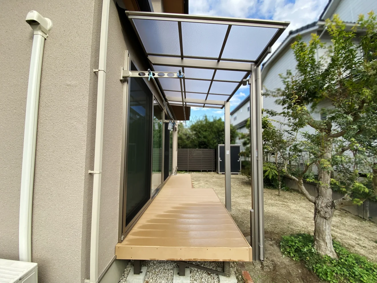 写真：テラス屋根施工後02 - 福田造園の施工事例（愛知県豊田市）