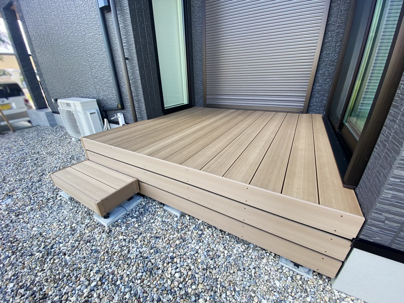 写真：ウッドデッキ