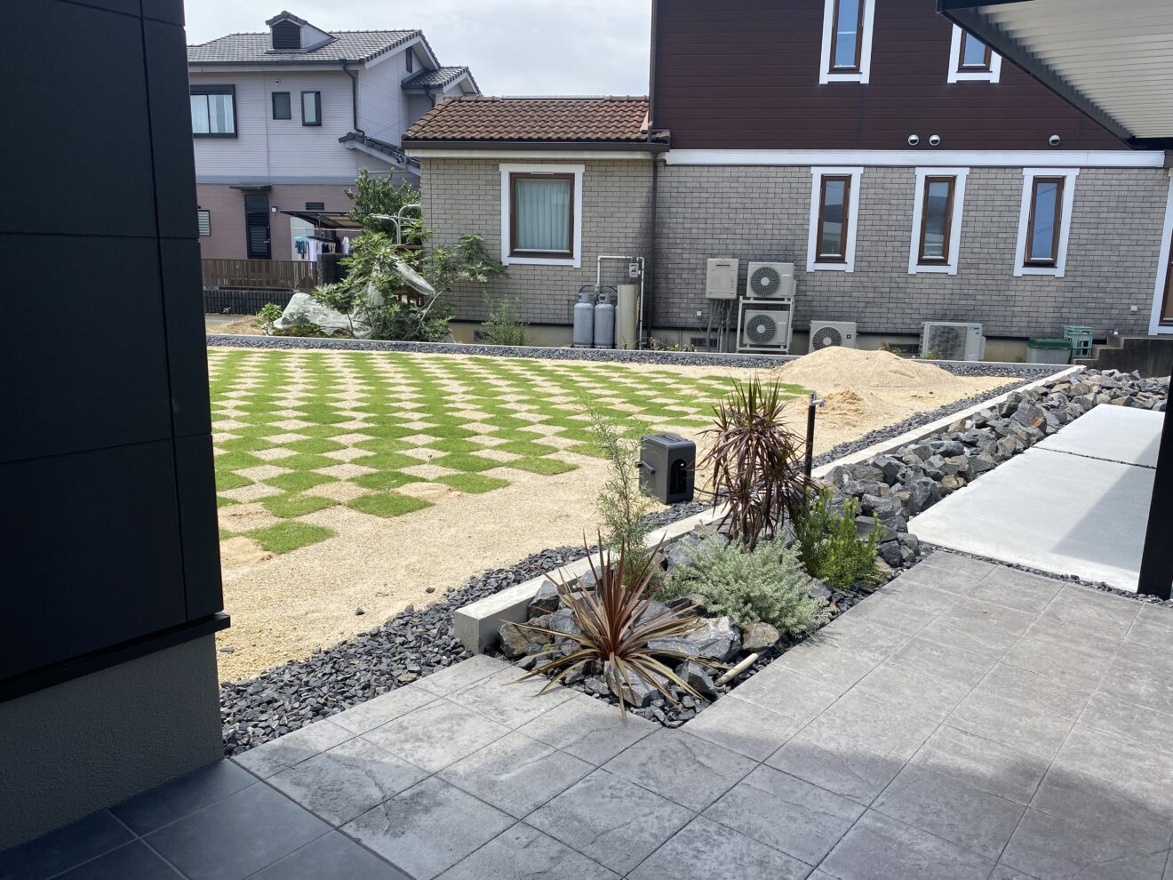 写真：フェンス施工前01 - 福田造園の施工事例（愛知県豊田市）