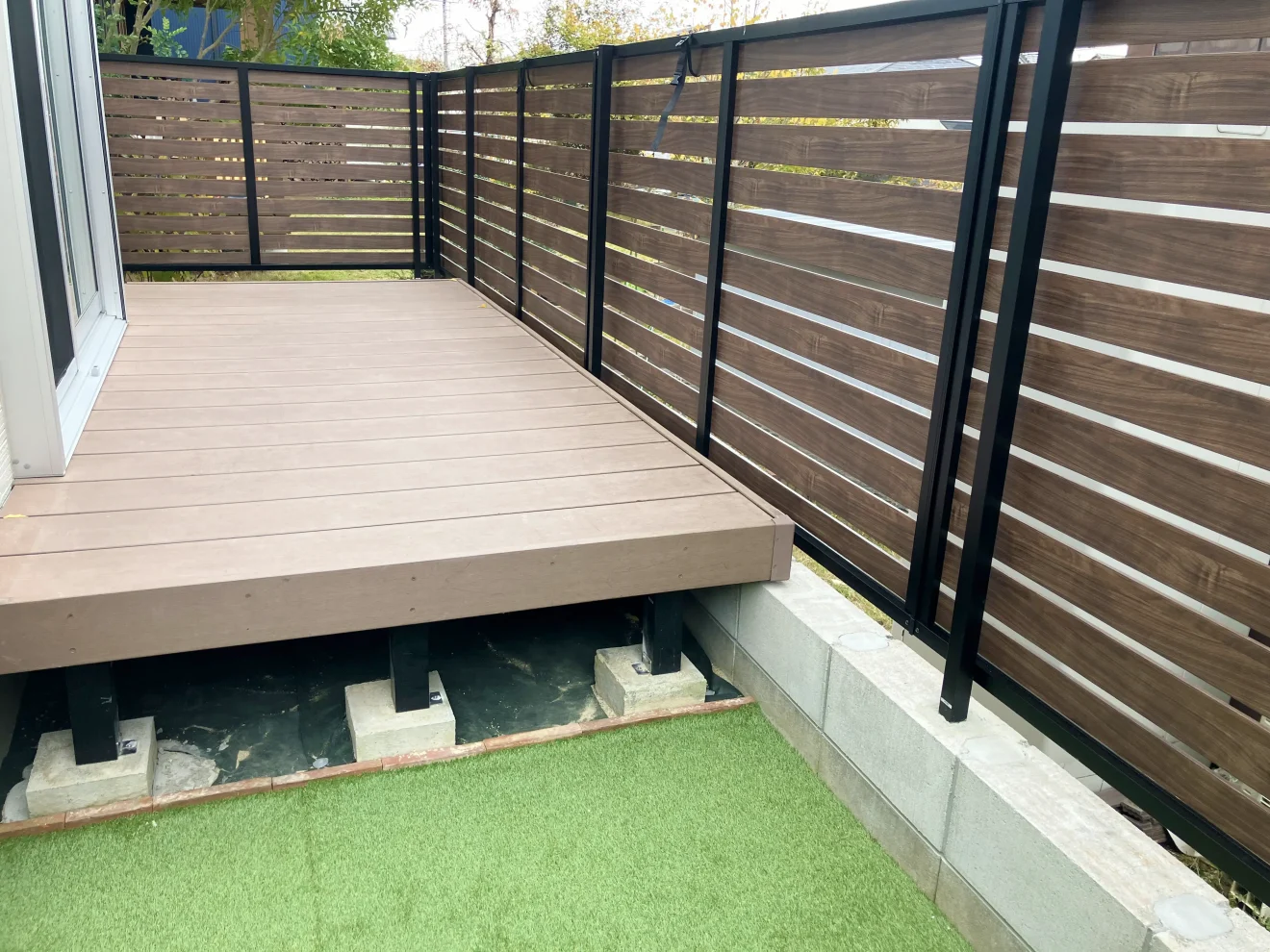 写真：リフォーム後のフェンスと庭 - 福田造園の施工事例（愛知県日進市）