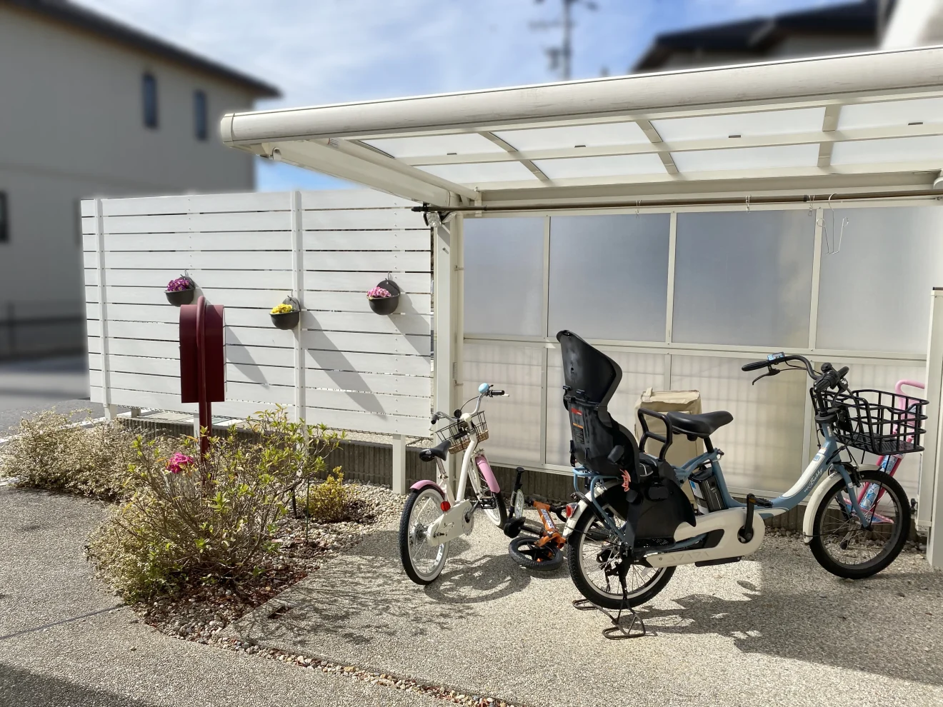 写真：目隠し施工前の門周り - 福田造園の施工事例（愛知県豊田市）