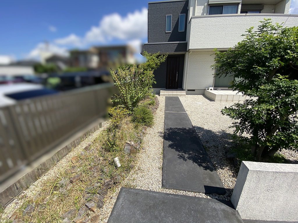 写真：リフォーム前の植栽 - 福田造園の施工事例（愛知県岡崎市）