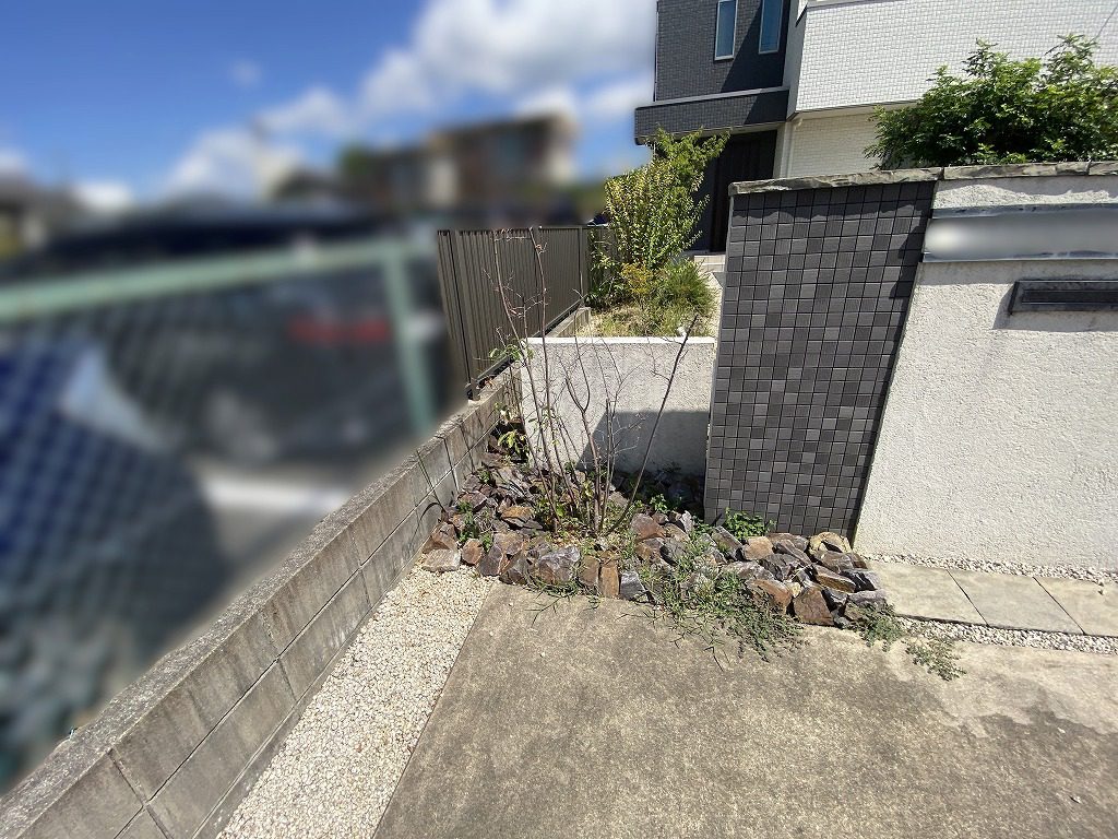 写真：リフォーム前の門塀周り - 福田造園の施工事例（愛知県岡崎市）