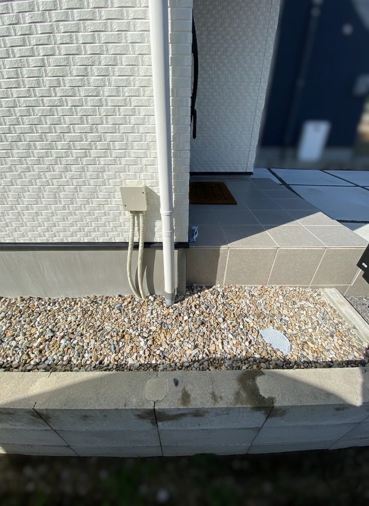 写真：砂利敷きとブロック積 - 福田造園の施工事例（愛知県岡崎市）