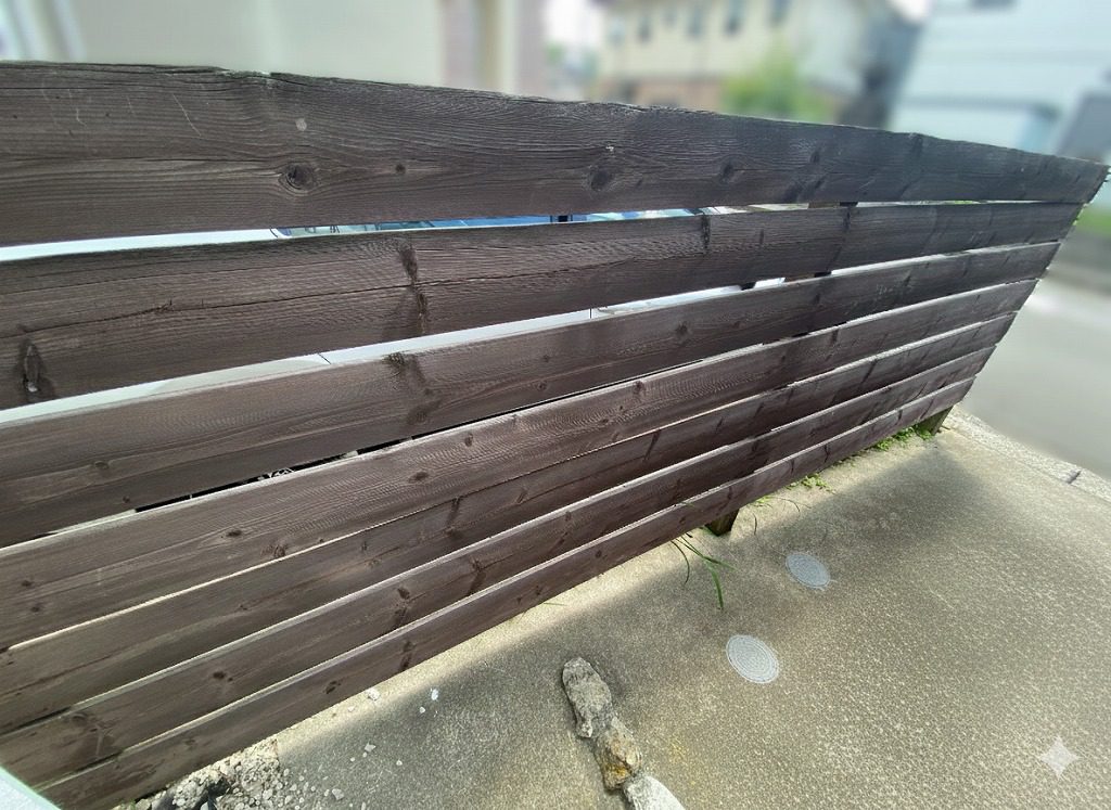 写真：リフォーム前のフェンス01 - 福田造園の施工事例（愛知県岡崎市）