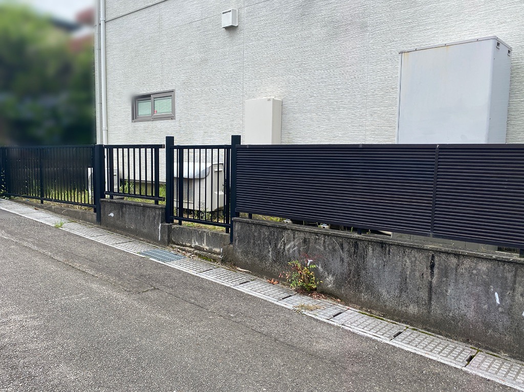 写真：リフォーム前のフェンス01 - 福田造園の施工事例（愛知県みよし市）