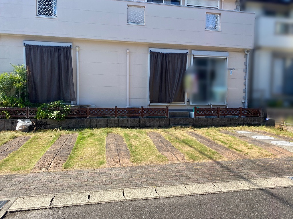写真：リフォーム前の駐車場02 - 福田造園の施工事例（愛知県豊田市）