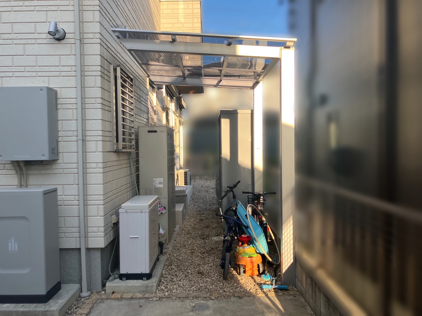 写真：リフォーム後の サイクルポート01- 福田造園の施工事例（愛知県豊田市）
