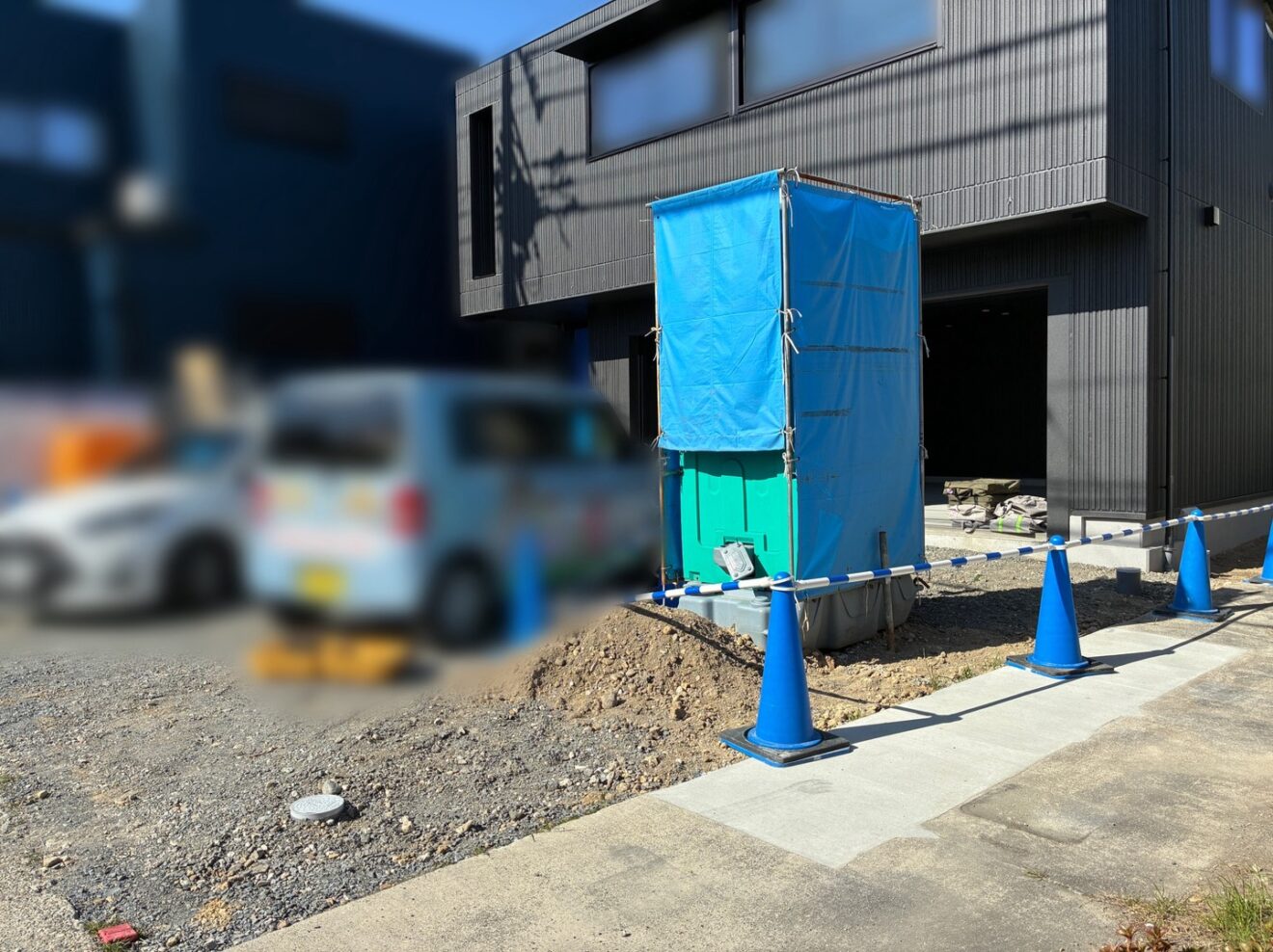 写真：新築外構工事前の駐車場01- 福田造園の施工事例（愛知県豊田市）