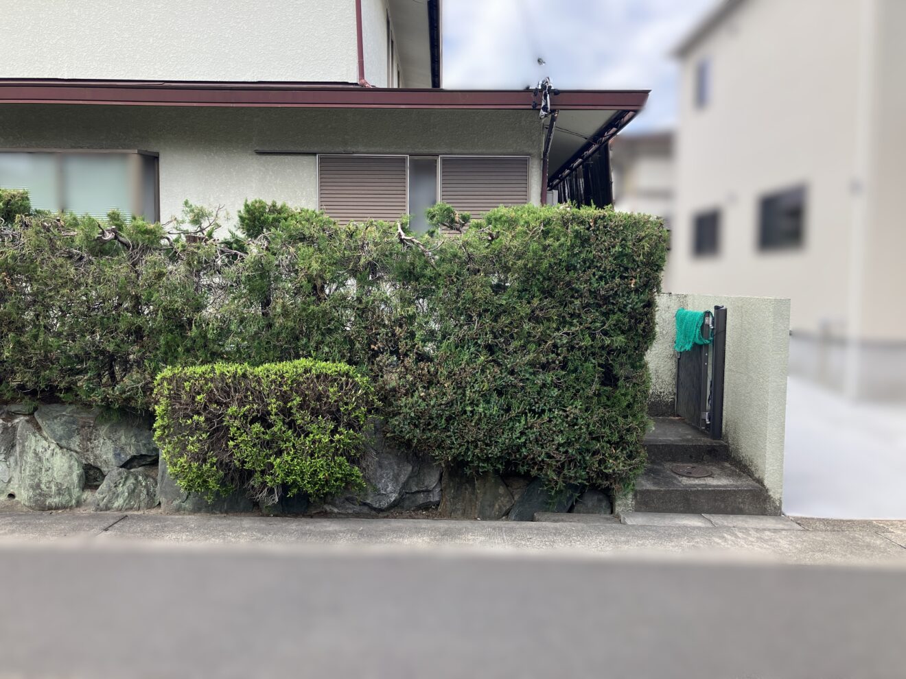 写真：外構リフォーム工事前の外観02- 福田造園の施工事例（愛知県名古屋市）